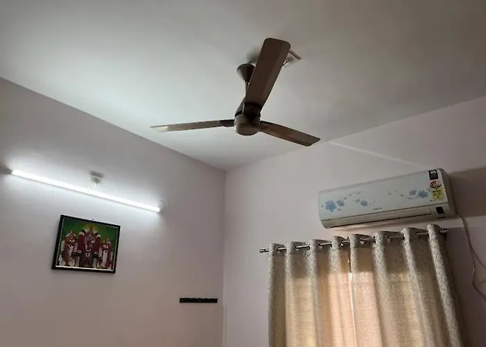 Sreepaada Home Stay